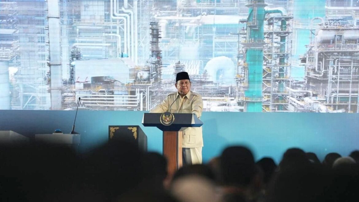 Prabowo: Pemerintah Bangun 2.500 Jembatan, Perbaiki 70.000 Sekolah